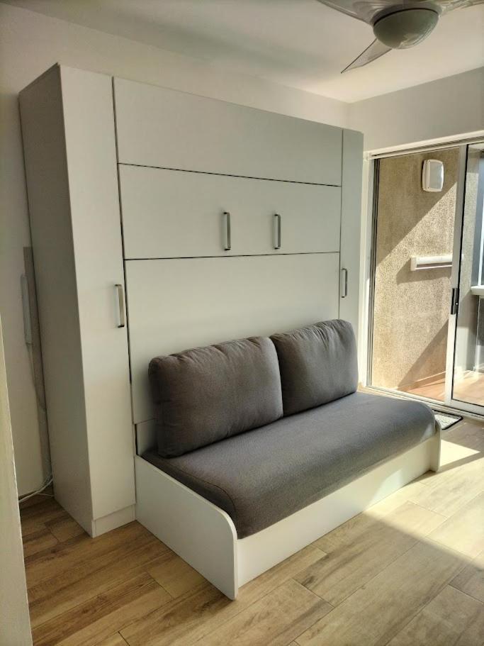 Studio A 200 Metres De La Plage Canet-en-Roussillon Exterior photo